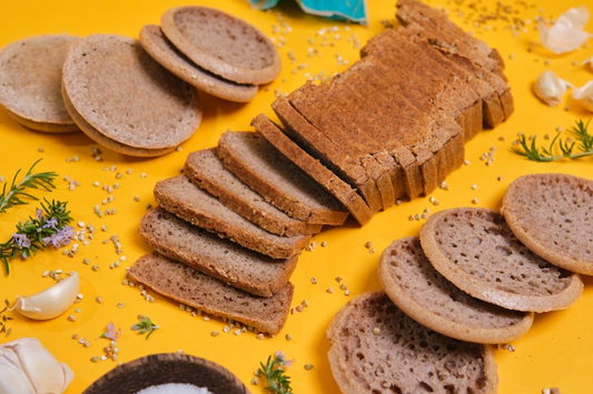 Pacha vs. Traditional Sourdough Bread: Fermentation and Flavor